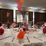 & Restaurant Schimmelreiter ホテル