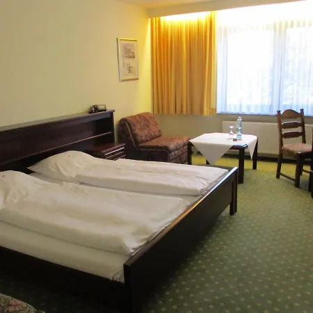 Hotel & Restaurant Schimmelreiter 3*
