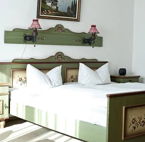 & Restaurant Schimmelreiter 호텔 3*