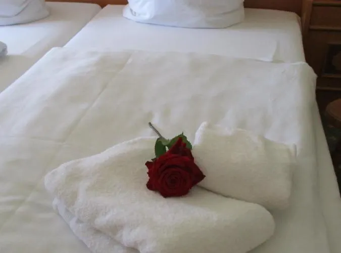 Hotel & Restaurant Schimmelreiter 3*